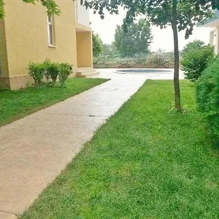 Sanika Апартамент